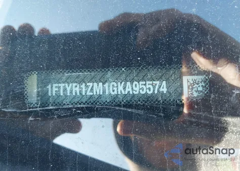 2016 Ford Transit-250 z USA, uszkodzony, nr VIN 1FTYR1ZM1GKA95574